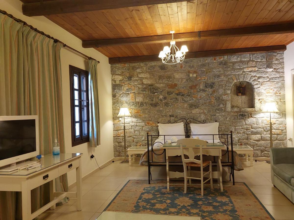 Porto Vitilo Boutique Hotel Каравостаси Экстерьер фото