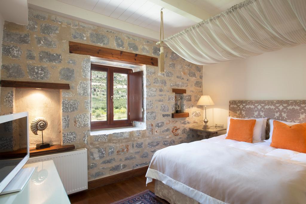 Porto Vitilo Boutique Hotel Каравостаси Экстерьер фото