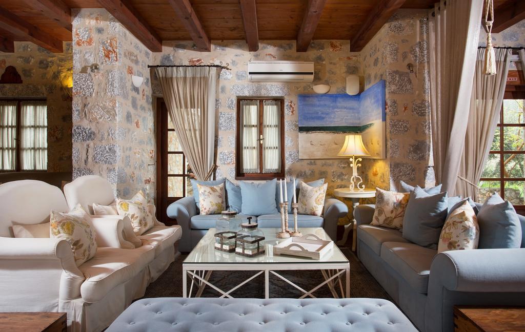Porto Vitilo Boutique Hotel Каравостаси Экстерьер фото